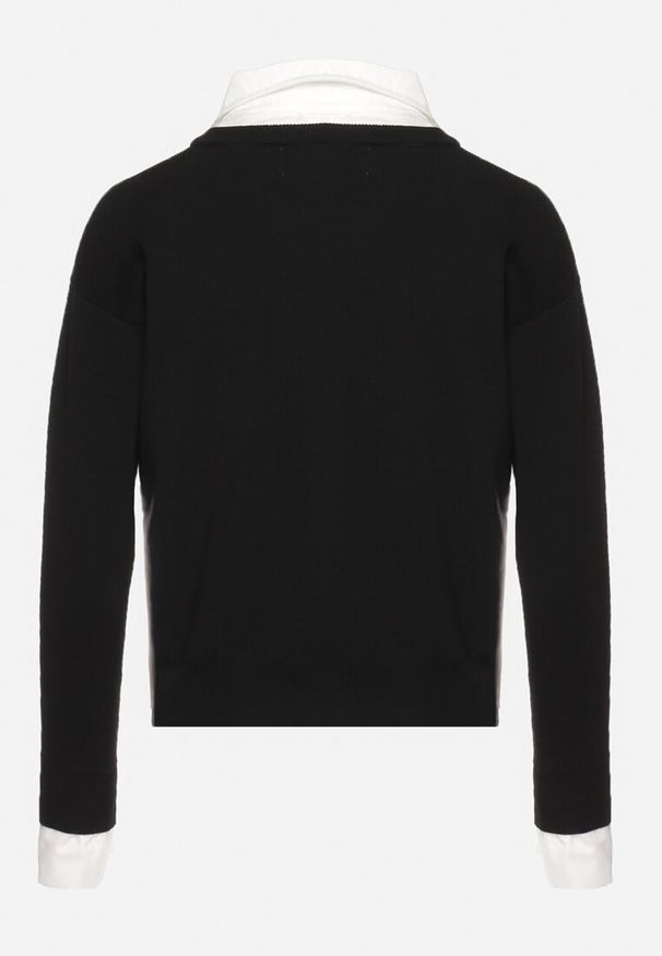 Born2be - Czarny Sweter z Koszulową Wstawką i Dekoltem w Serek Terviap. Okazja: na co dzień. Typ kołnierza: dekolt w serek. Kolor: czarny. Materiał: jeans. Styl: klasyczny, casual, elegancki