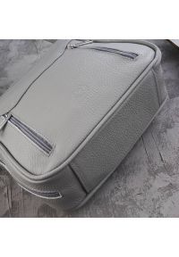 Listonoszka skórzana szara PAOLO PERUZZI Z-52-GR. Kolor: szary. Materiał: skórzane. Styl: klasyczny, elegancki. Rodzaj torebki: na ramię #1