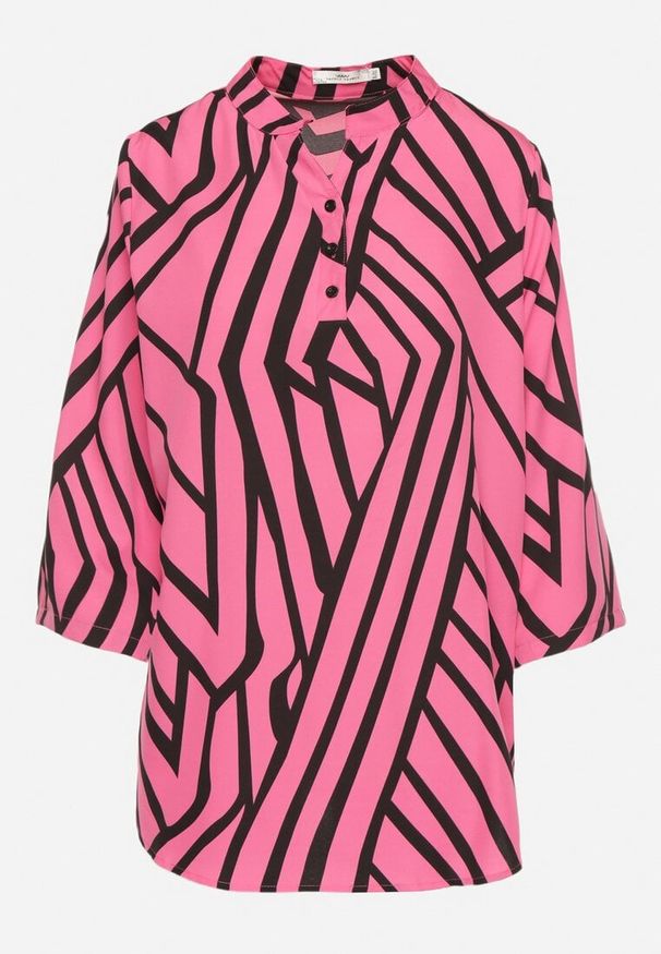 Born2be - Fuksjowa Koszula z Bawełną i Geometrycznym Wzorem Tiarine. Okazja: na co dzień, na spotkanie biznesowe. Typ kołnierza: kołnierzyk klasyczny. Kolor: różowy. Materiał: bawełna. Wzór: geometria. Styl: biznesowy, casual, klasyczny