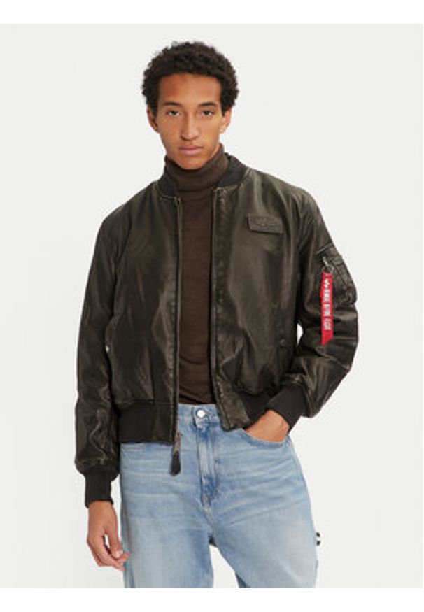 Alpha Industries Kurtka z imitacji skóry 123106 Czarny Regular Fit. Kolor: czarny. Materiał: syntetyk
