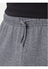 The North Face Spodnie dresowe Simple Dome NF0A8C1W Szary Regular Fit. Kolor: szary. Materiał: bawełna #5