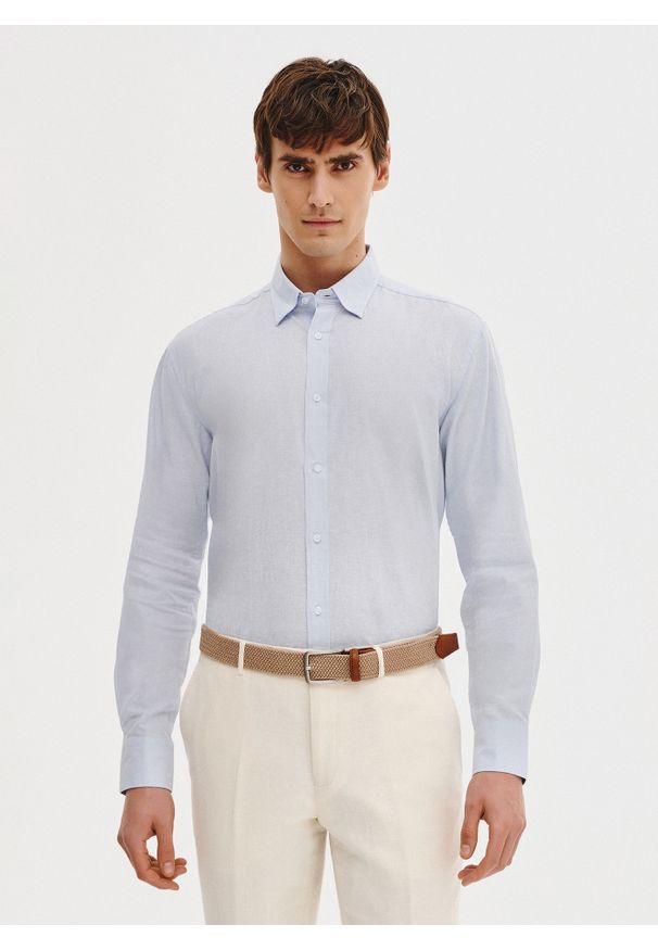 Pako Lorente - PAKO LORENTE – Błękitna koszula z lnu i bawełny. Kolor: niebieski, biały, czarny. Materiał: bawełna, len. Długość rękawa: długi rękaw. Długość: długie. Sezon: wiosna, lato