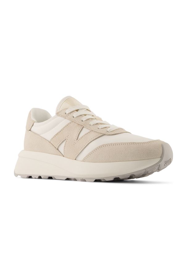 Buty unisex New Balance U370PC – beżowe. Kolor: beżowy. Materiał: zamsz, skóra. Szerokość cholewki: normalna. Sezon: lato
