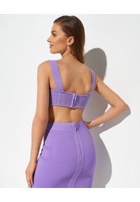 HERVE LEGER - Liliowy top Boucle. Typ kołnierza: dekolt gorset. Kolor: różowy, wielokolorowy, fioletowy. Materiał: bawełna. Długość rękawa: na ramiączkach. Styl: elegancki #5