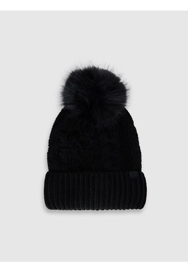 4f - 4F Czapka zimowa dziewczęca - czarna Uniwersalny. Kolor: czarny. Materiał: futro, polar. Sezon: zima. Styl: casual, klasyczny