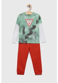 Guess komplet bawełniany dziecięcy kolor zielony. Okazja: na co dzień. Kolor: zielony. Materiał: bawełna, dresówka. Długość: długie. Styl: casual, klasyczny
