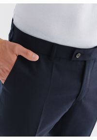 Pako Lorente - PAKO LORENTE – Gładkie granatowe spodnie garniturowe. Kolor: niebieski. Materiał: wełna, poliester, elastan. Wzór: gładki #8
