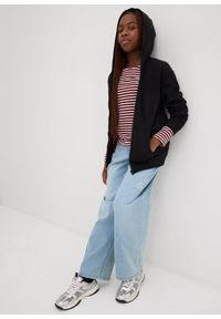 bonprix - Bluza rozpinana z kapturem, z miękkiego materiału z bawełną organiczną. Typ kołnierza: kaptur. Kolor: czarny. Materiał: bawełna, materiał #3