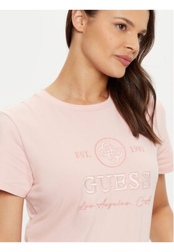 Guess T-Shirt V5RI05 J1314 Różowy Regular Fit. Kolor: różowy. Materiał: bawełna