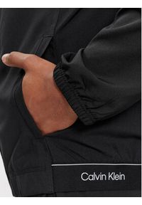 Calvin Klein Performance Wiatrówka 00GMS4O525 Czarny Regular Fit. Kolor: czarny. Materiał: syntetyk #3
