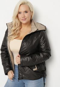 Born2be - Czarna Kurtka Wiatrówka z Odpinanym Kapturem i Bocznymi Ściągaczami Galzia. Okazja: na co dzień. Kolekcja: plus size. Kolor: czarny. Materiał: jeans. Styl: klasyczny, casual, elegancki