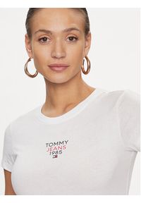Tommy Jeans T-Shirt Essential DW0DW17357 Biały Slim Fit. Kolor: biały. Materiał: syntetyk