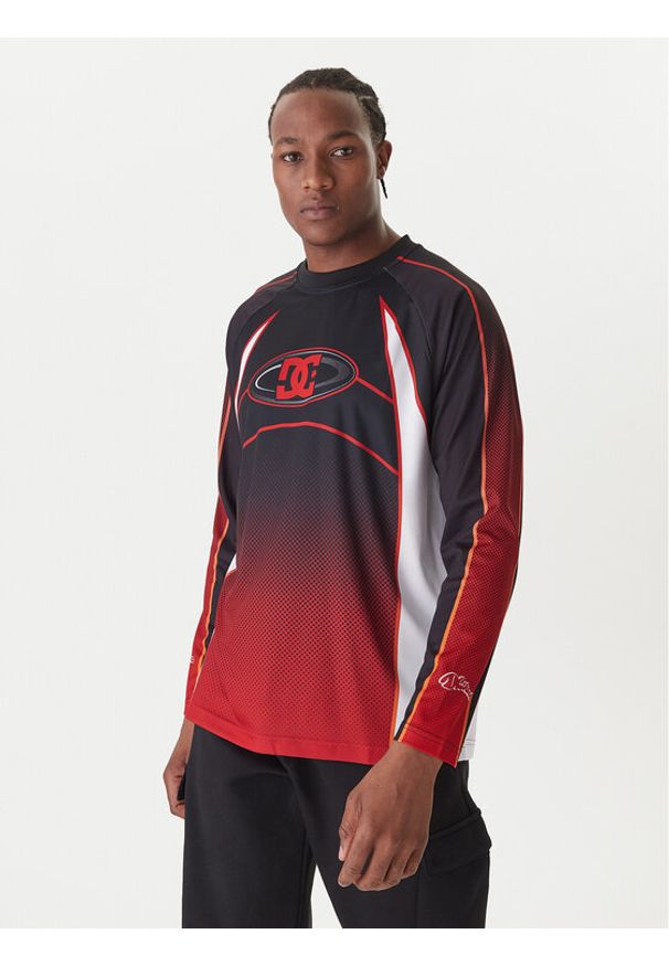 DC Longsleeve Sylem EDYKT03539 Czarny Regular Fit. Kolor: czarny. Materiał: syntetyk. Długość rękawa: długi rękaw