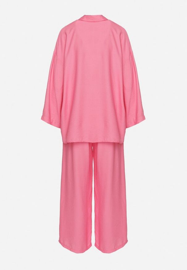 Born2be - Fuksjowy Komplet z Wiskozy Szerokie Spodnie i Koszula Oversize Zivora. Kolor: różowy. Materiał: wiskoza