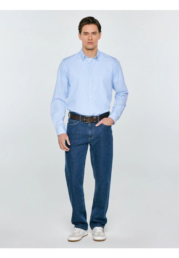 Big-Star - Koszula męska w prążek błękitna Gibinor 400. Okazja: na co dzień. Typ kołnierza: kołnierzyk klasyczny. Kolor: niebieski. Materiał: tkanina, bawełna. Wzór: prążki. Styl: casual, elegancki, klasyczny