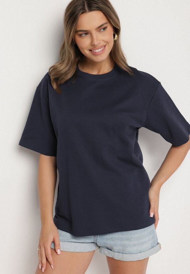 Born2be - Granatowy Bawełniany Klasyczny T-shirt Merovira. Kolor: niebieski. Materiał: bawełna. Styl: klasyczny