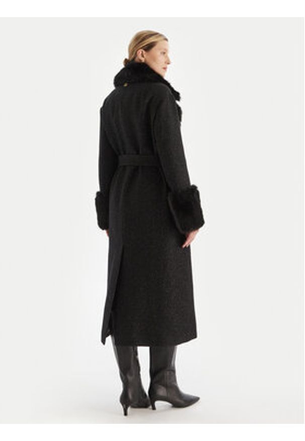 TwinSet - TWINSET Płaszcz zimowy 252TT2040 Czarny Regular Fit. Kolor: czarny. Sezon: zima