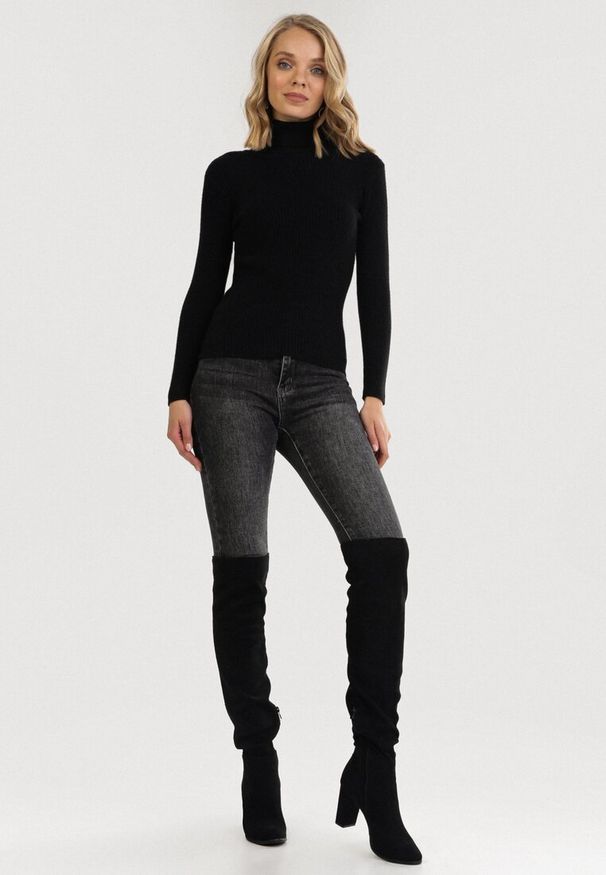 Born2be - Czarny Golf Oranya. Typ kołnierza: golf. Kolor: czarny. Materiał: dzianina, prążkowany. Długość rękawa: długi rękaw. Długość: długie