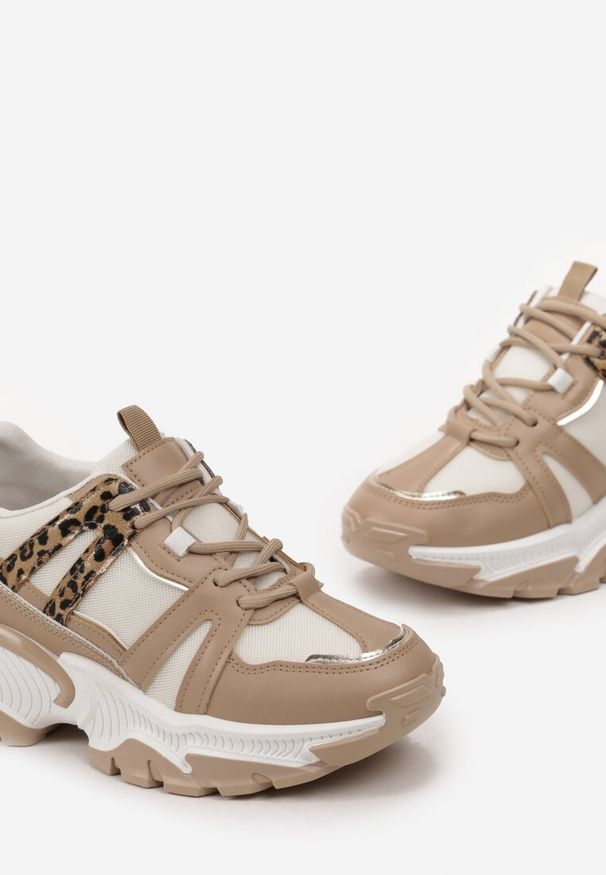 Born2be - Ciemnobeżowe Sneakersy na Grubej Podeszwie z Brokatem i Wstawkami Tensora. Kolor: beżowy