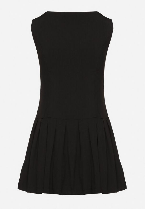 Born2be - Czarna Sukienka z Plisowanym Dołem Tunelia. Okazja: na co dzień. Kolor: czarny. Styl: klasyczny, casual, elegancki