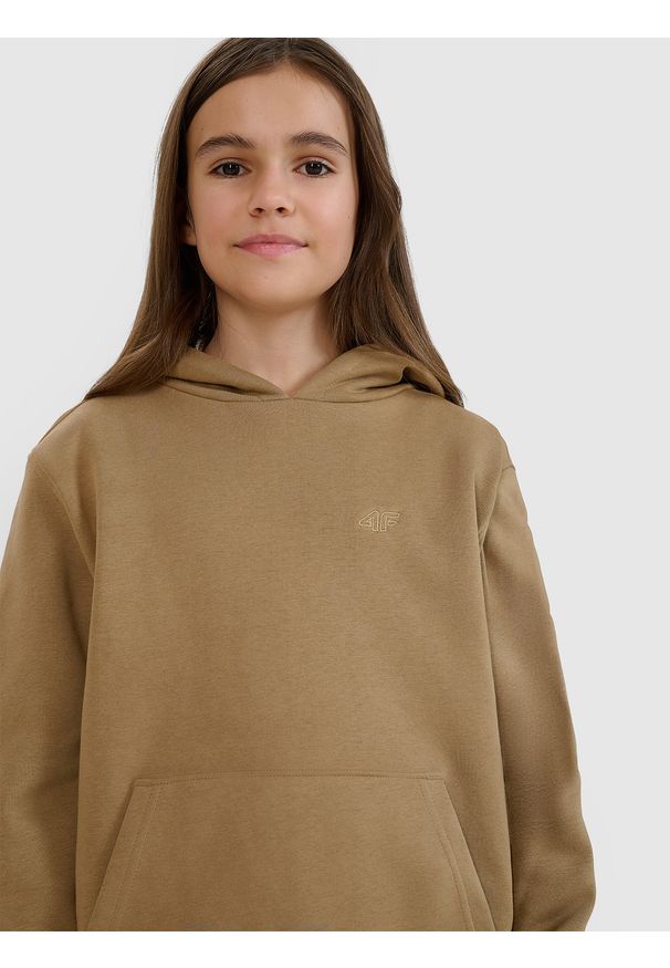 4f - 4F Bluza dresowa nierozpinana z kapturem dziewczęca - beżowa 128 (7-8 lat). Okazja: na co dzień. Typ kołnierza: kaptur. Kolor: beżowy. Materiał: dresówka. Wzór: gładki, ze splotem. Sezon: lato. Styl: casual, sportowy