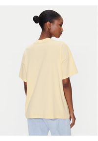 ViCOLO T-Shirt RD0119 Żółty Regular Fit. Kolor: żółty. Materiał: bawełna #4