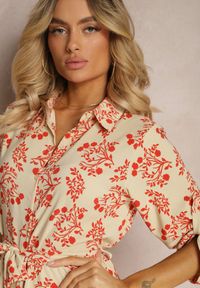 Renee - Jasnobeżowa Sukienka Zapinana na Guziki z Materiałowym Paskiem i Podpinanymi Rękawami Biavenna. Kolor: beżowy. Materiał: materiał #3