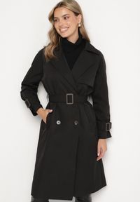 Born2be - Czarny Płaszcz w Stylu Trencza Ozdobiony Paskiem z Klamrą Ninellira. Kolor: czarny. Materiał: jeans. Długość rękawa: długi rękaw. Długość: długie. Wzór: aplikacja. Styl: klasyczny, elegancki #7