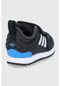 adidas Originals buty dziecięce ZX 700 kolor czarny. Nosek buta: okrągły. Zapięcie: rzepy. Kolor: czarny. Materiał: materiał. Szerokość cholewki: normalna. Model: Adidas ZX