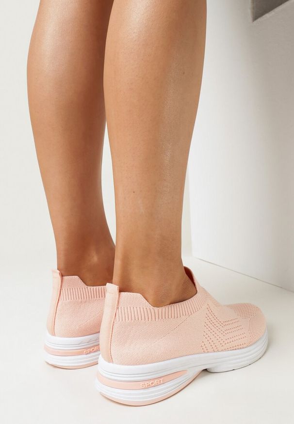 Born2be - Różowe Płaskie Buty Sportowe z Elastyczną Cholewką przed Kostkę Atale. Wysokość cholewki: przed kostkę. Zapięcie: bez zapięcia. Kolor: różowy. Szerokość cholewki: normalna. Sezon: wiosna, lato