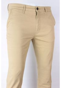 Wrangler - WRANGLER CHINO MĘSKIE SPODNIE MATERIAŁOWE SAND BEIGE W12CW358N 112126259. Materiał: materiał #4