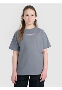 4f - 4F T-shirt oversize z nadrukiem dziewczęcy - szary 122 (6-7 lat). Okazja: na co dzień. Kolor: szary. Materiał: jersey, bawełna. Długość rękawa: krótki rękaw. Długość: krótkie. Wzór: nadruk. Sezon: lato. Styl: sportowy, klasyczny, casual
