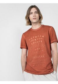 outhorn - T-shirt z nadrukiem męski - czerwony. Okazja: na co dzień. Kolor: czerwony. Materiał: bawełna, dzianina. Wzór: nadruk. Styl: casual #11