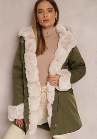 Renee - Ciemnozielona Kurtka Parka z Futerkiem Teyo. Kolor: zielony. Materiał: futro. Sezon: zima, jesień #4