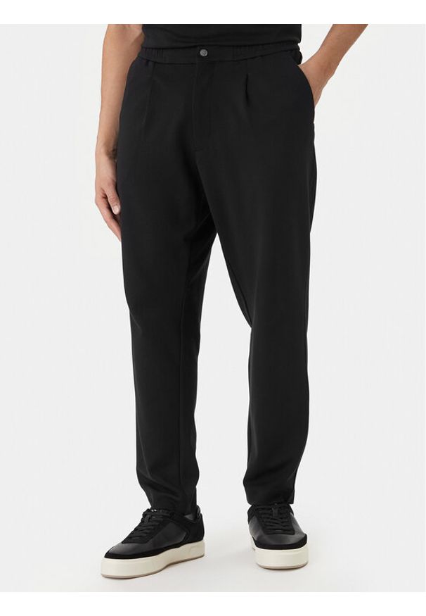 Calvin Klein Spodnie materiałowe LV04LF607G Czarny Tapered Fit. Kolor: czarny. Materiał: wiskoza