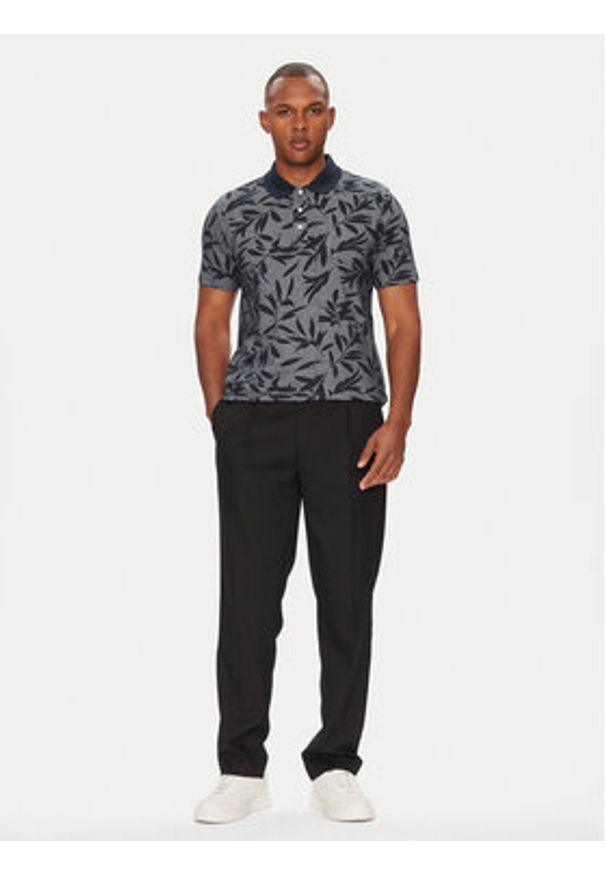 Pierre Cardin Polo C5 21434.2117 Granatowy Regular Fit. Typ kołnierza: polo. Kolor: niebieski. Materiał: bawełna