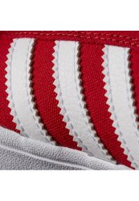 Adidas - Buty adidas Originals Sellwood M BB8701 czerwone. Okazja: na co dzień. Zapięcie: pasek. Kolor: czerwony. Materiał: guma, syntetyk, materiał. Szerokość cholewki: normalna. Wzór: paski. Sezon: lato. Styl: casual, klasyczny #8