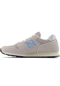 Buty damskie New Balance WL373BL2 – beżowe. Okazja: na co dzień. Kolor: beżowy. Materiał: zamsz, skóra, materiał, syntetyk. Szerokość cholewki: normalna. Model: New Balance 373 #2
