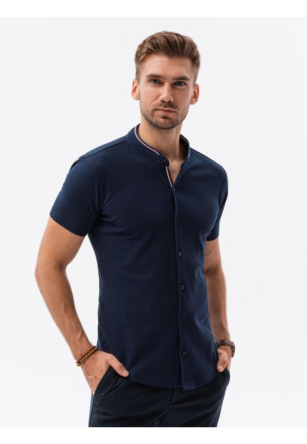 Ombre Clothing - Koszula męska z krótkim rękawem K543 - granatowa - XXL. Typ kołnierza: kołnierzyk stójkowy. Kolor: niebieski. Materiał: bawełna, tkanina, materiał. Długość rękawa: krótki rękaw. Długość: krótkie. Wzór: kolorowy. Sezon: lato