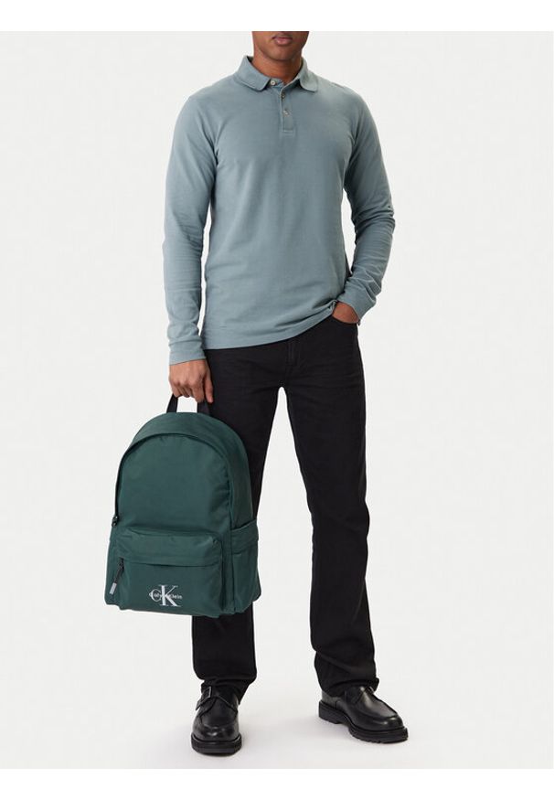 Calvin Klein Plecak Bold Round Backpack LV04D3114G Zielony. Kolor: zielony. Materiał: materiał