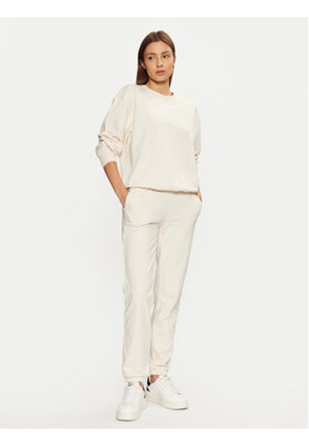 Guess Bluza O5RQ03 KCO31 Beżowy Regular Fit. Kolor: beżowy. Materiał: bawełna
