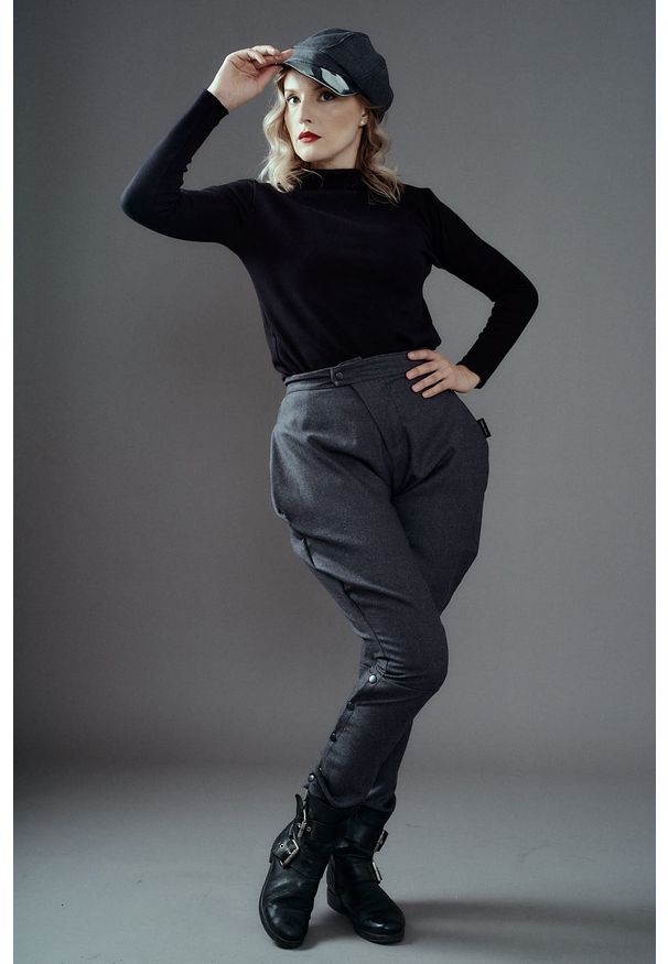 Hultaj Polski - Bryczesy Wełniane Damskie. Okazja: na spacer. Materiał: wełna. Styl: vintage, klasyczny, elegancki
