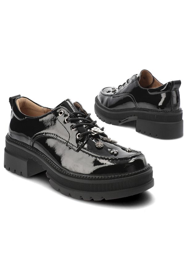 Czarne Półbuty Filippo Lakierowane Obuwie Damskie. Okazja: na co dzień. Kolor: czarny. Materiał: lakier. Obcas: na obcasie. Styl: casual, elegancki, klasyczny. Wysokość obcasa: średni