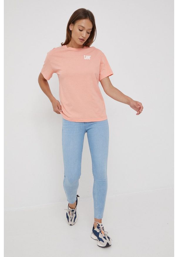 Lee t-shirt bawełniany kolor pomarańczowy. Kolor: pomarańczowy. Materiał: bawełna. Długość rękawa: krótki rękaw. Długość: krótkie