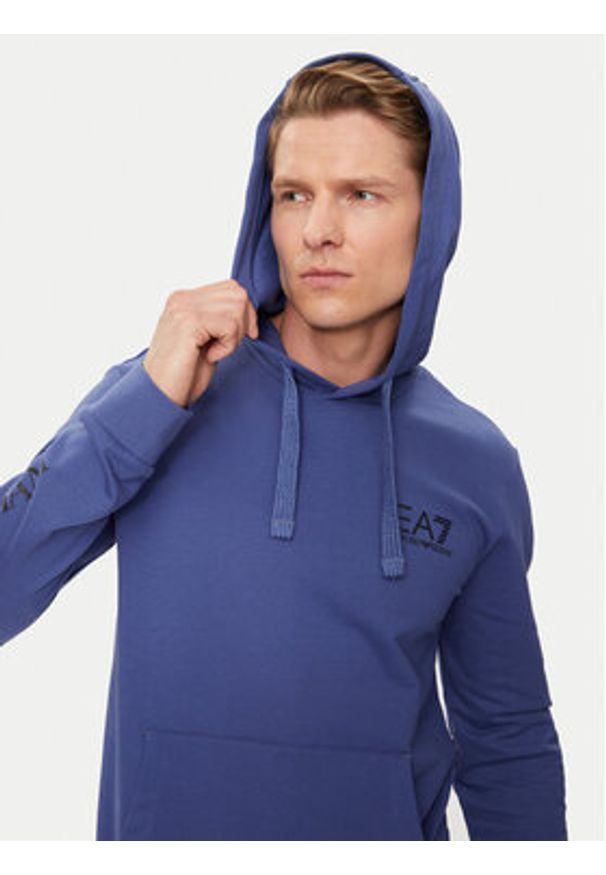 EA7 Emporio Armani Bluza 8NPM18 PJ05Z 1557 Niebieski Regular Fit. Kolor: niebieski. Materiał: bawełna