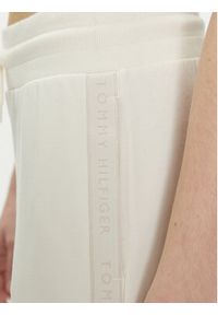 TOMMY HILFIGER - Tommy Hilfiger Spodnie dresowe UW0UW04785 Écru Regular Fit. Materiał: dresówka #4