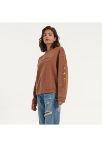 House - Bluza z haftem Best Moments brązowa - Brązowy. Kolor: brązowy. Wzór: haft #1