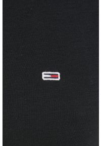 Tommy Jeans sukienka kolor czarny mini rozkloszowana. Kolor: czarny. Materiał: tkanina. Długość rękawa: krótki rękaw. Wzór: gładki. Typ sukienki: rozkloszowane. Długość: mini #2