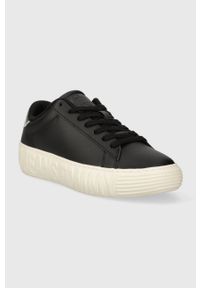 Tommy Jeans sneakersy skórzane TJW NEW CUPSOLE LEATH LC kolor czarny EN0EN02273. Nosek buta: okrągły. Zapięcie: sznurówki. Kolor: czarny. Materiał: skóra #3