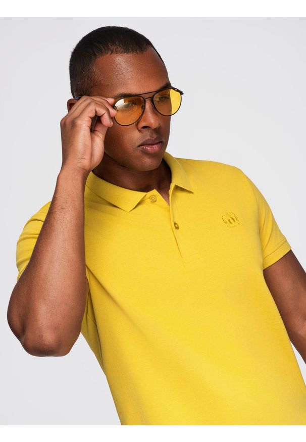 Ombre Clothing - Koszulka męska polo z dzianiny pique - żółty. Typ kołnierza: polo. Kolor: żółty. Materiał: dzianina. Wzór: haft. Styl: klasyczny
